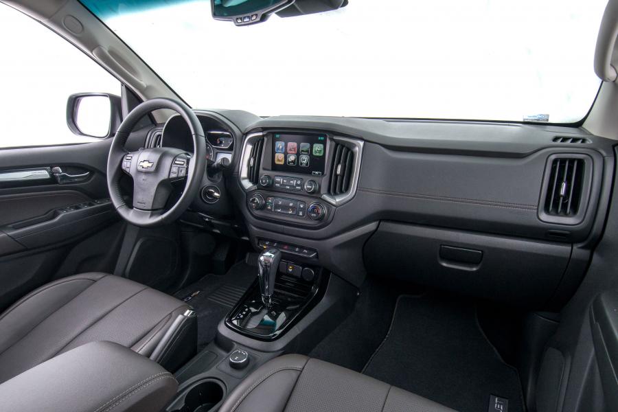 Торпедо Chevrolet TrailBlazer 2016 года  (фото 40 из 43)